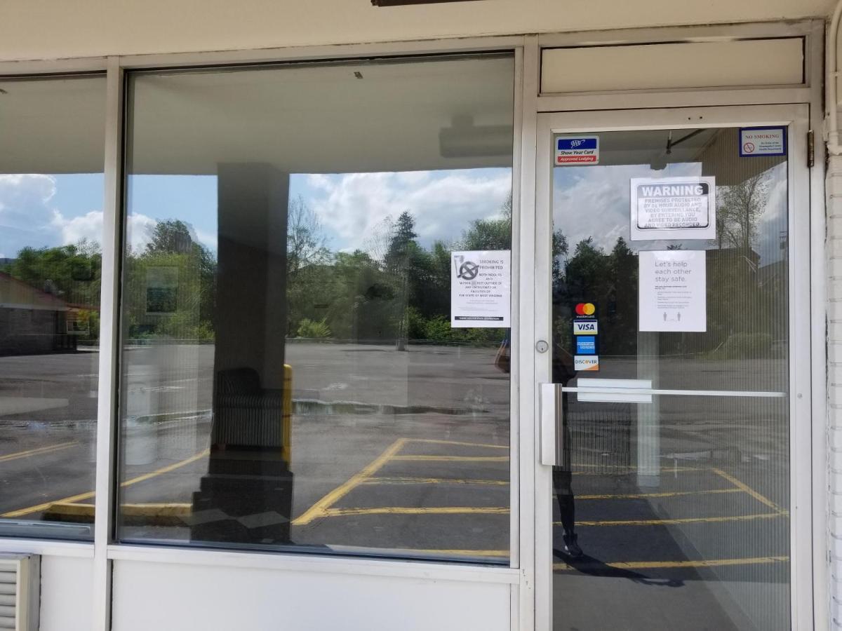 Motel 6 Morgantown Exterior photo